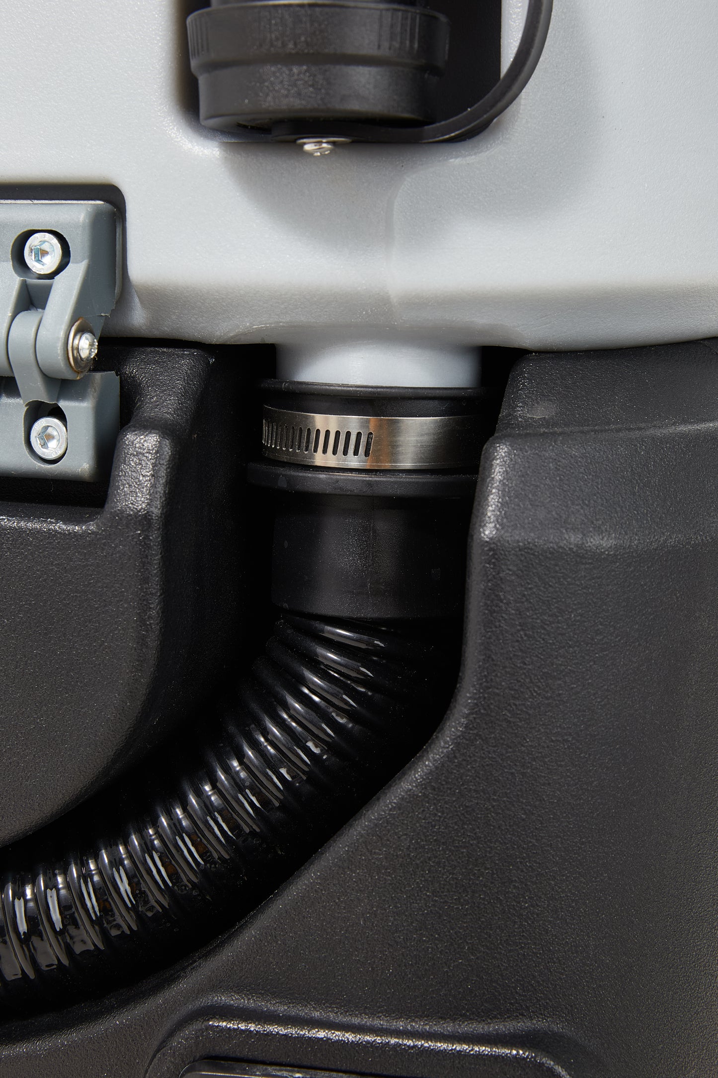 Battery Powered Ride-On Commercial Floor Scrubber Machine